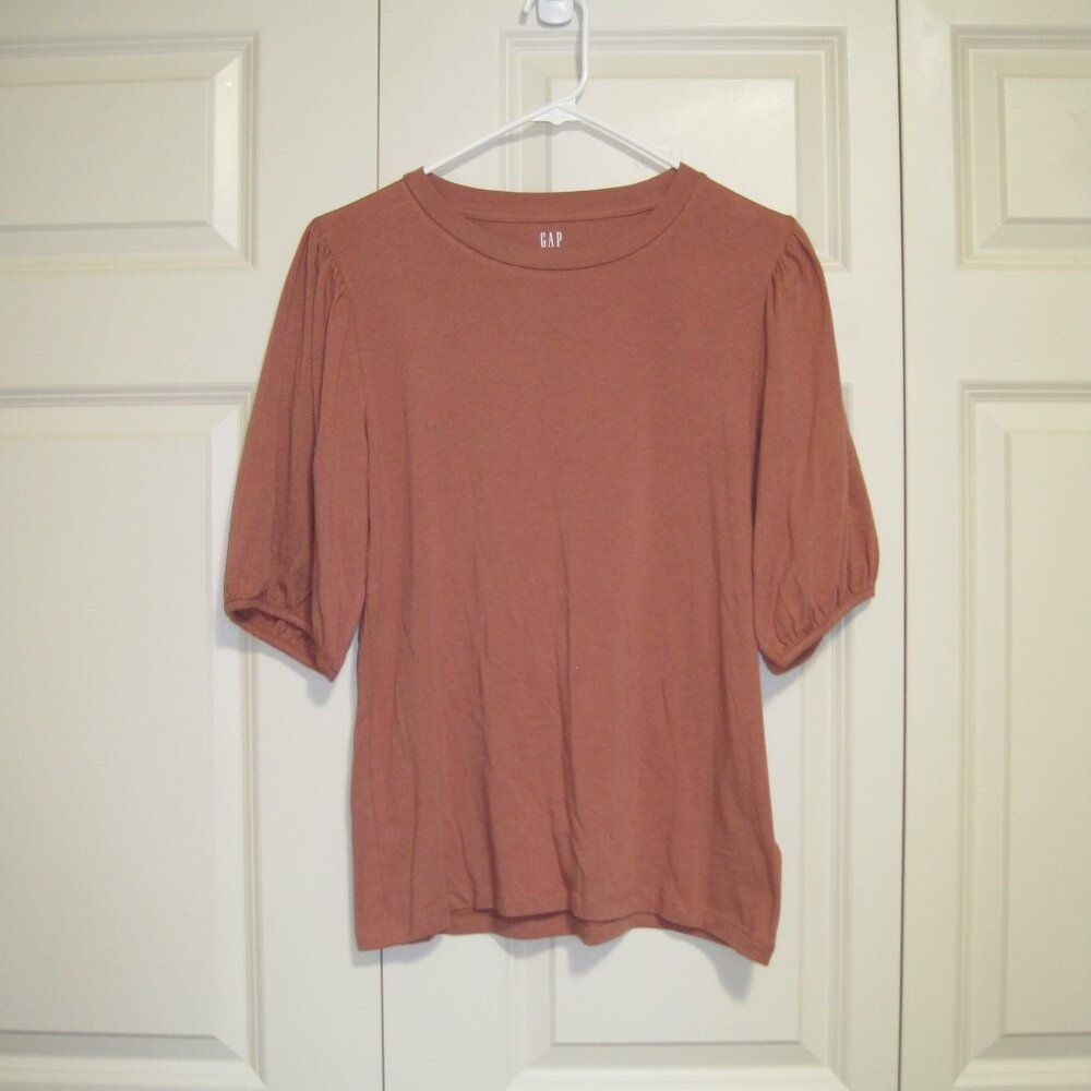 Gap crew neck short sleeve tee sz L